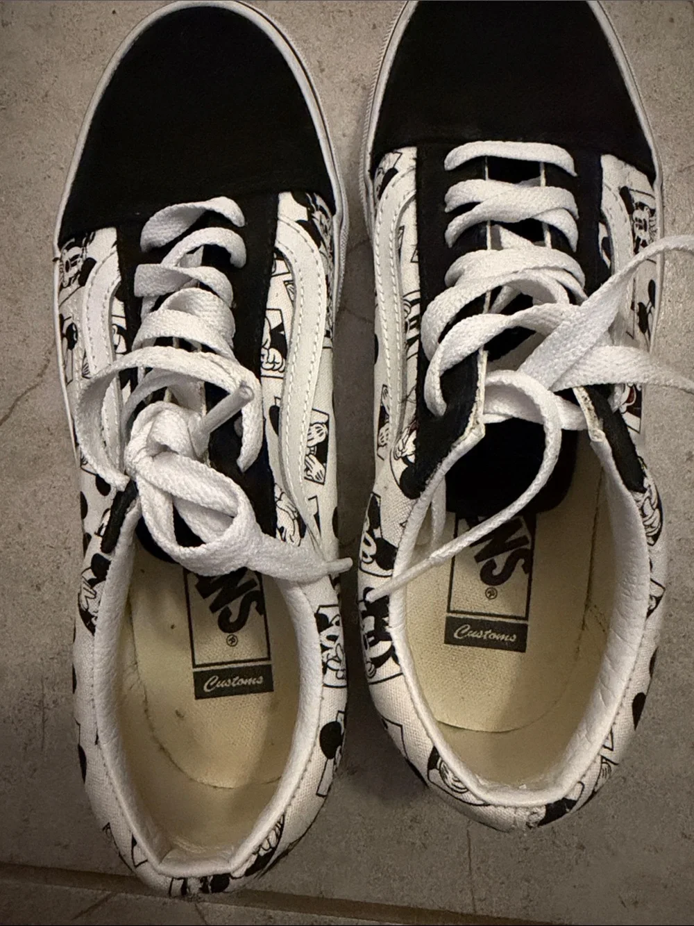 Vans Black & White Mickey Mouse Old Skool Sneakers - Picture 4 of 6